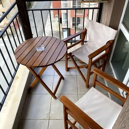 Charming 1-bedroom In Saint Sofia Apartcomplex アパート
