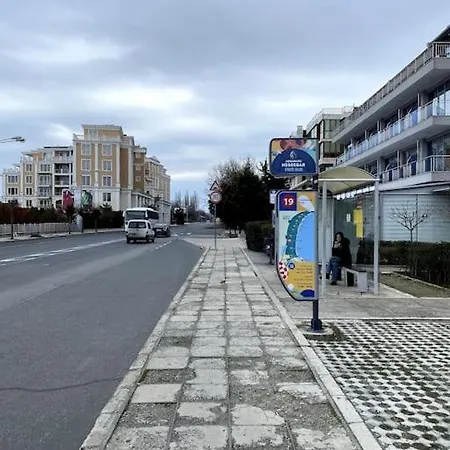 Charming 1-bedroom In Saint Sofia Apartcomplex アパート